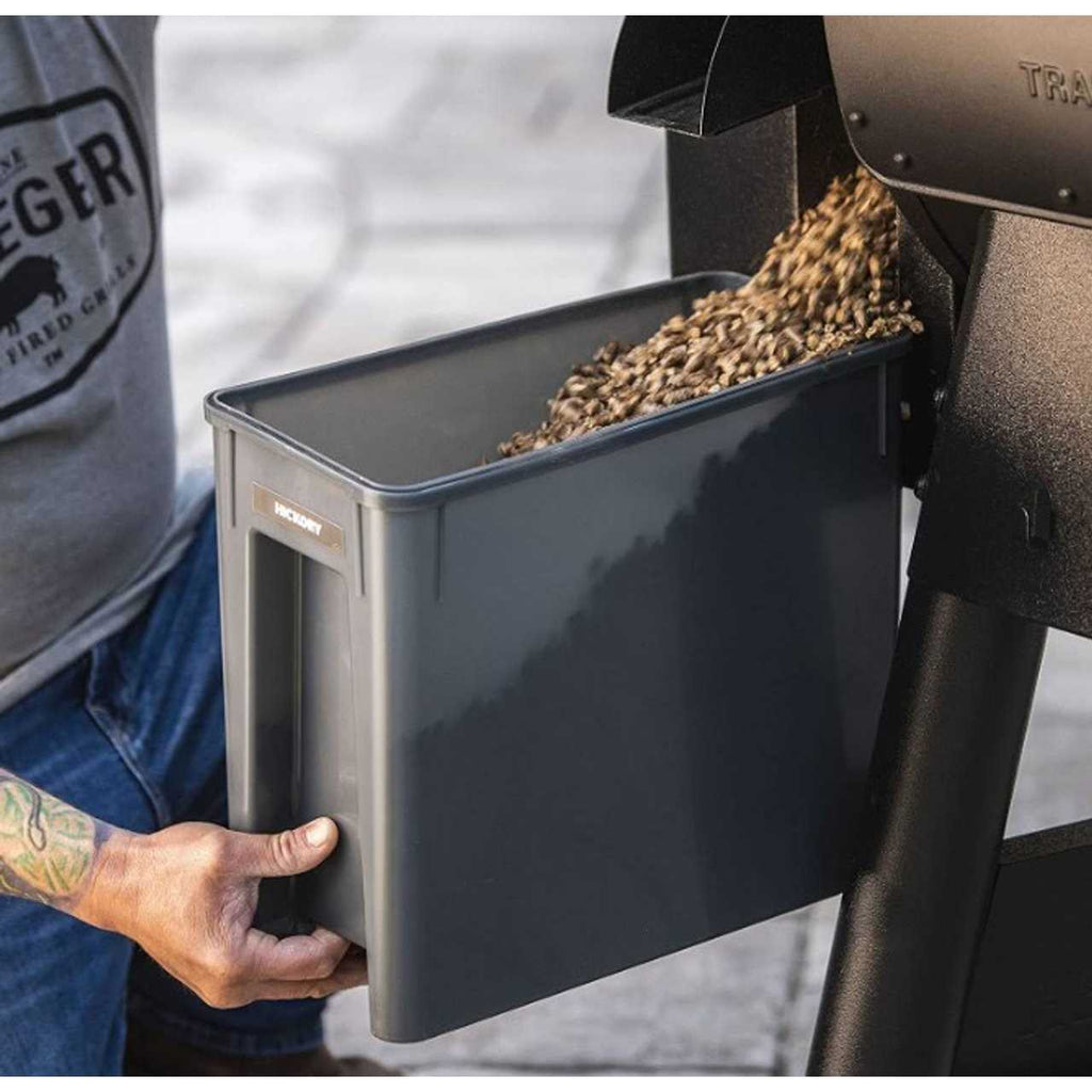 Pellet Bin with Lid a7k